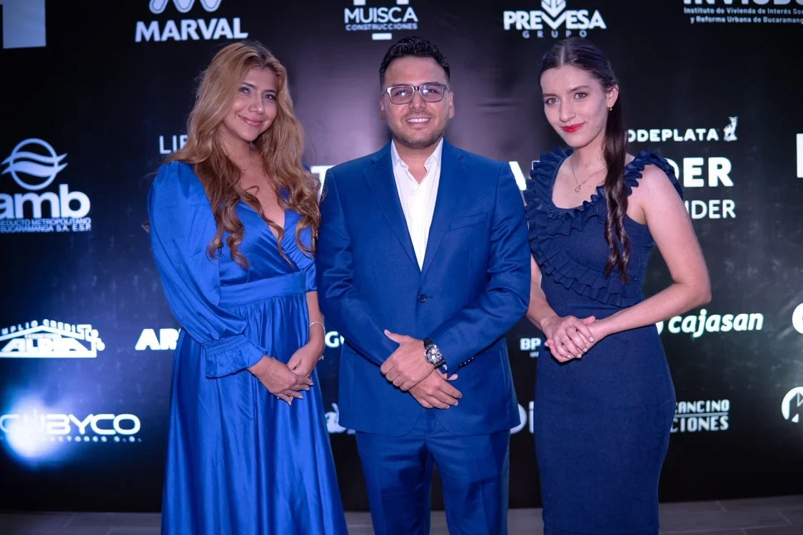 BLUEFIRE INGENIERÍA SAS, patrocinador oficial del libro "Cimientos de Santander: 60 años de historia